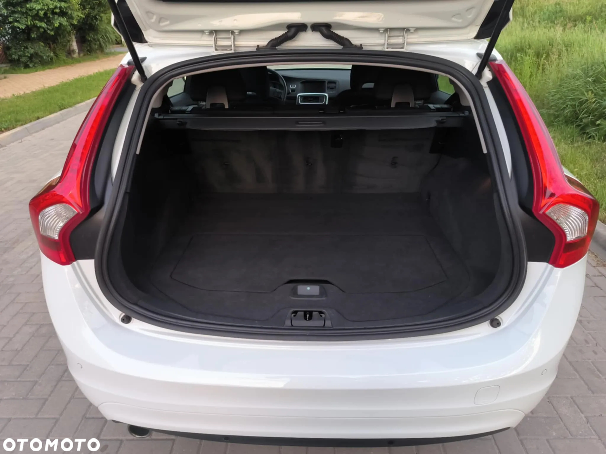 Volvo V60 D2 Drive-E Kinetic - 10