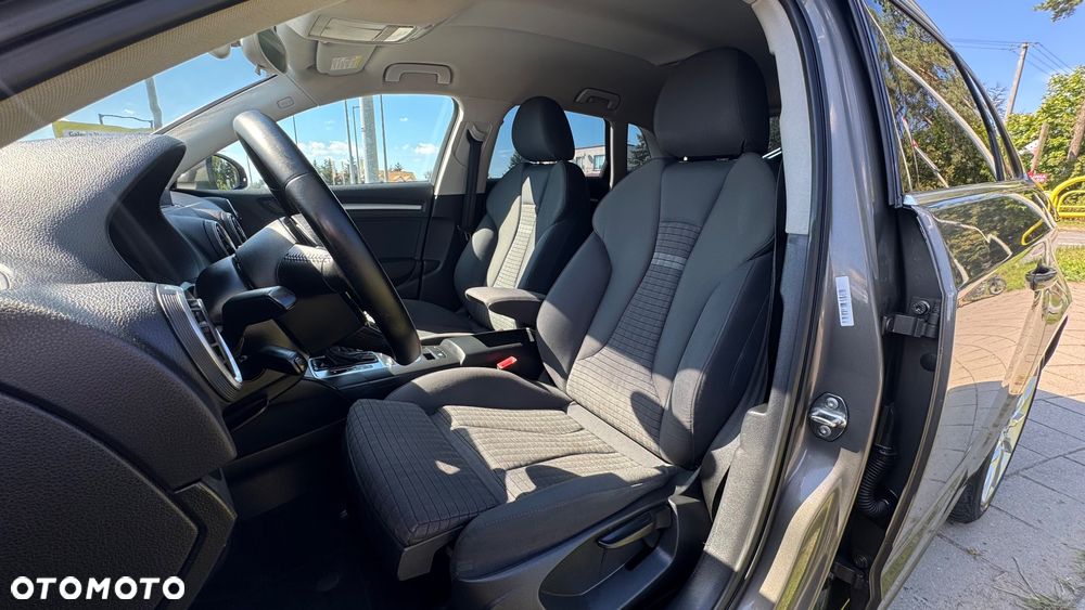 Audi A3 1.4 TFSI Ambition S tronic - 11