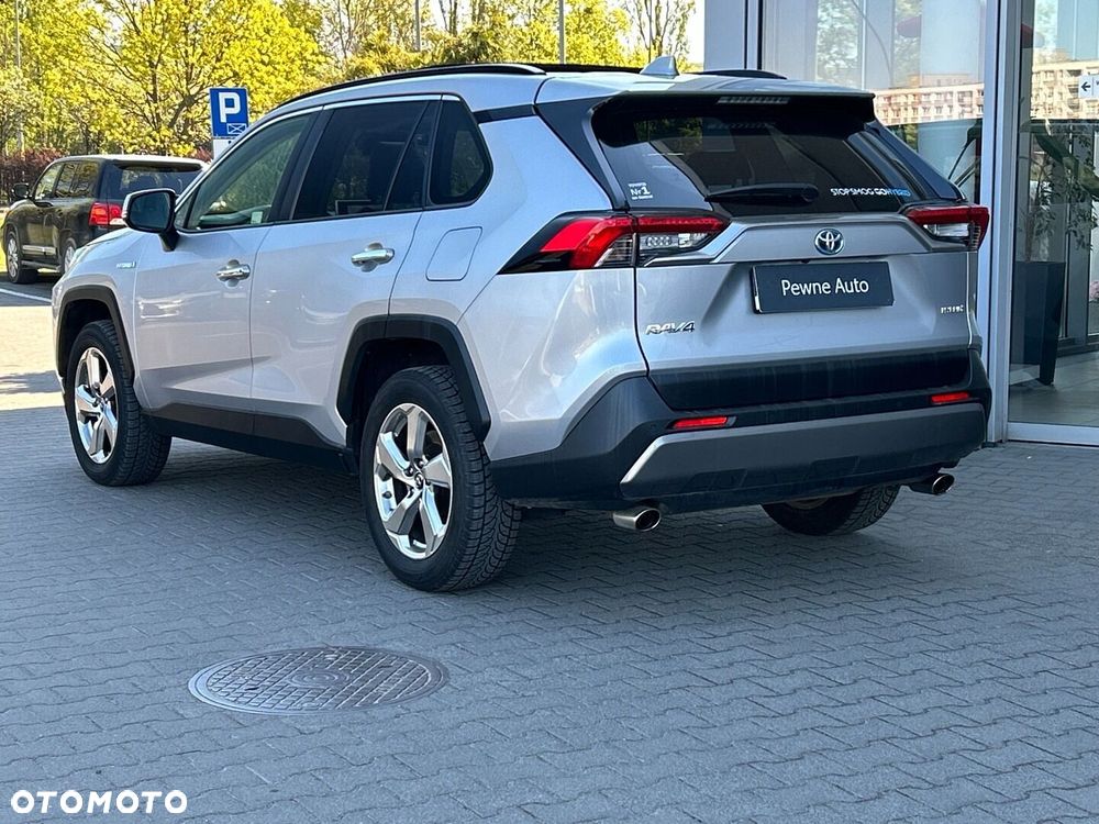 Toyota RAV4 - 3