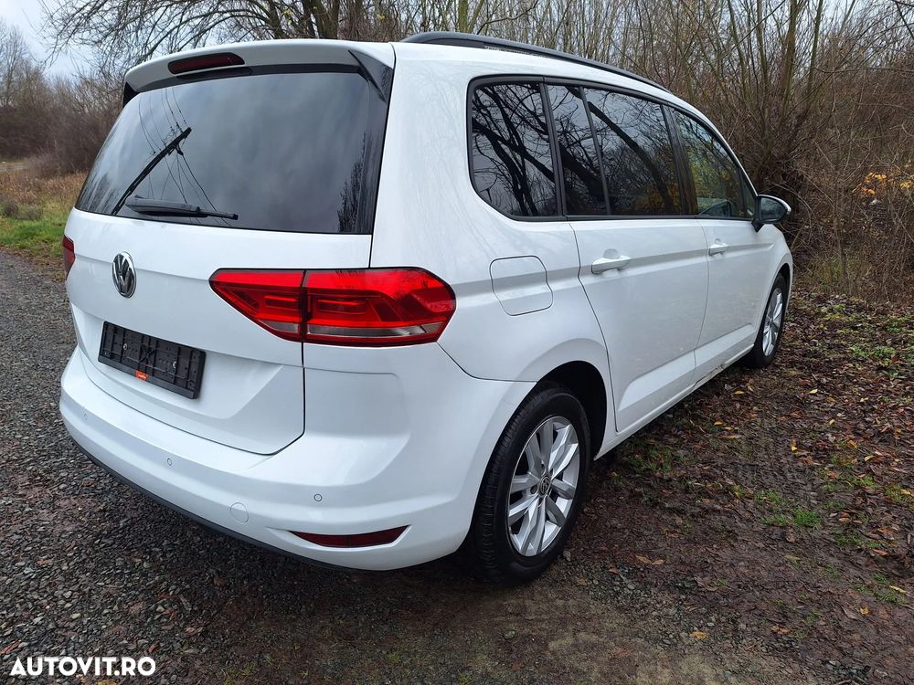 Volkswagen Touran 1.6 TDI SCR (BlueMotion Technology) Comfortline - 4