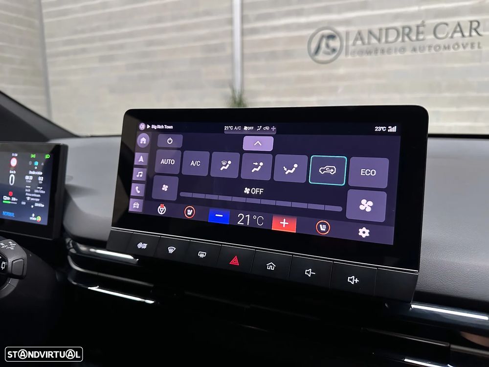 MG MG4 77 kWh Extended Range Luxury - 23