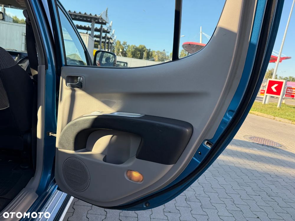 Mitsubishi L200 2.5 DID Intense + - 13