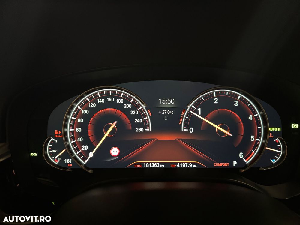 BMW Seria 5 520d AT - 10