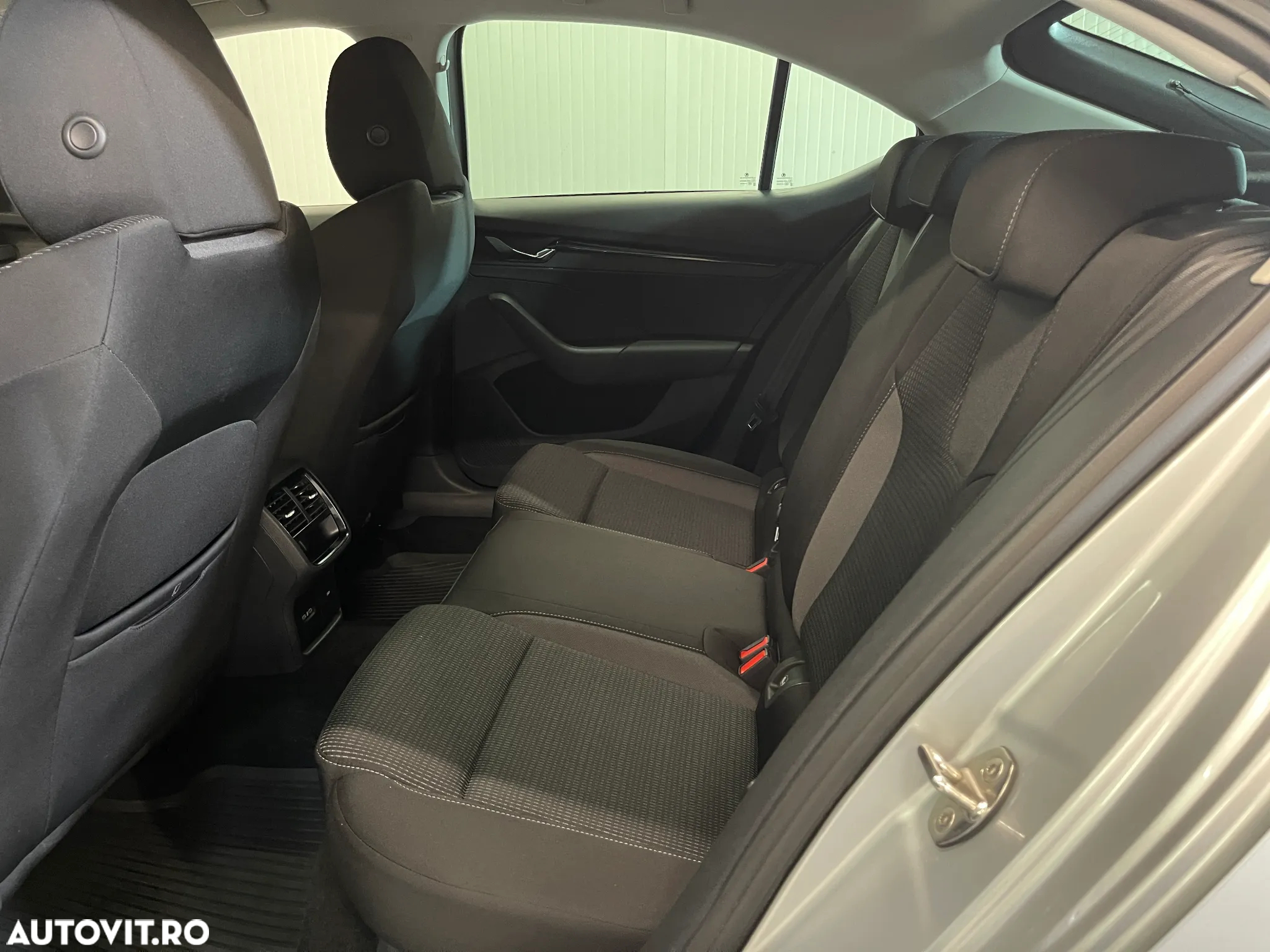 Skoda Octavia 1.5 TSI Ambition - 11