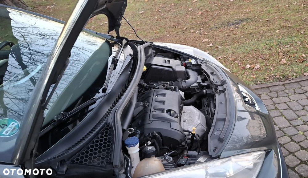 Peugeot 207 1.6 Trendy - 28