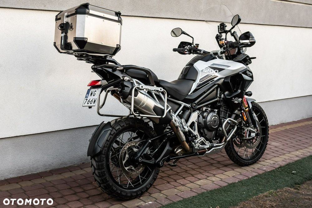 Triumph Tiger - 4
