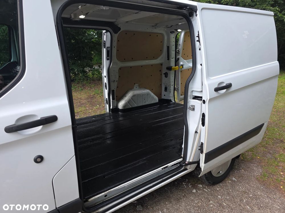 Ford Transit custom - 11