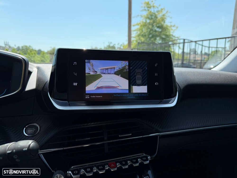 Peugeot 2008 1.2 PureTech Allure - 12