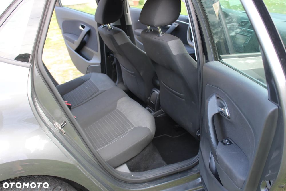 Volkswagen Polo 1.4 TDI (Blue Motion Technology) Comfortline - 18