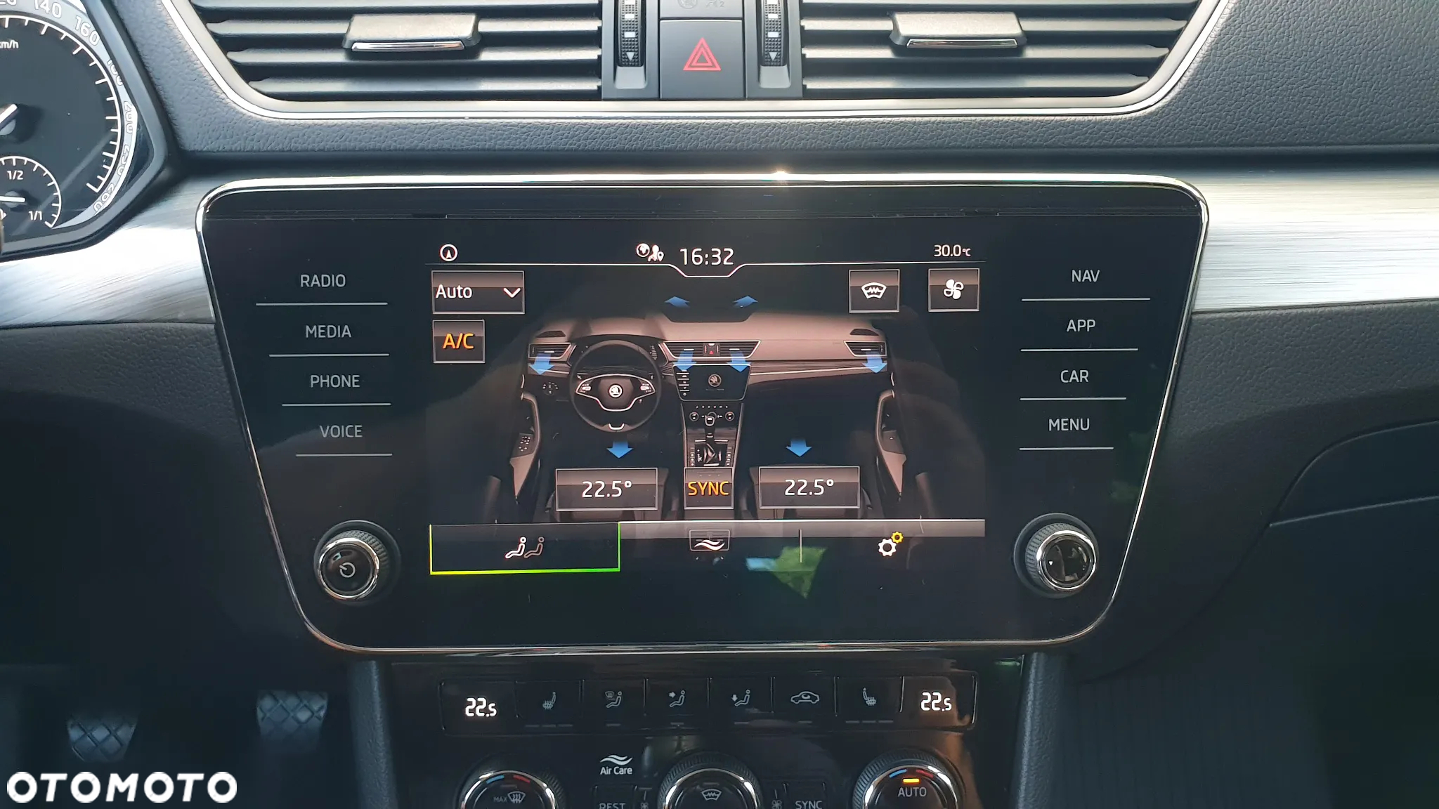 Skoda Superb 1.5 TSI Ambition - 31
