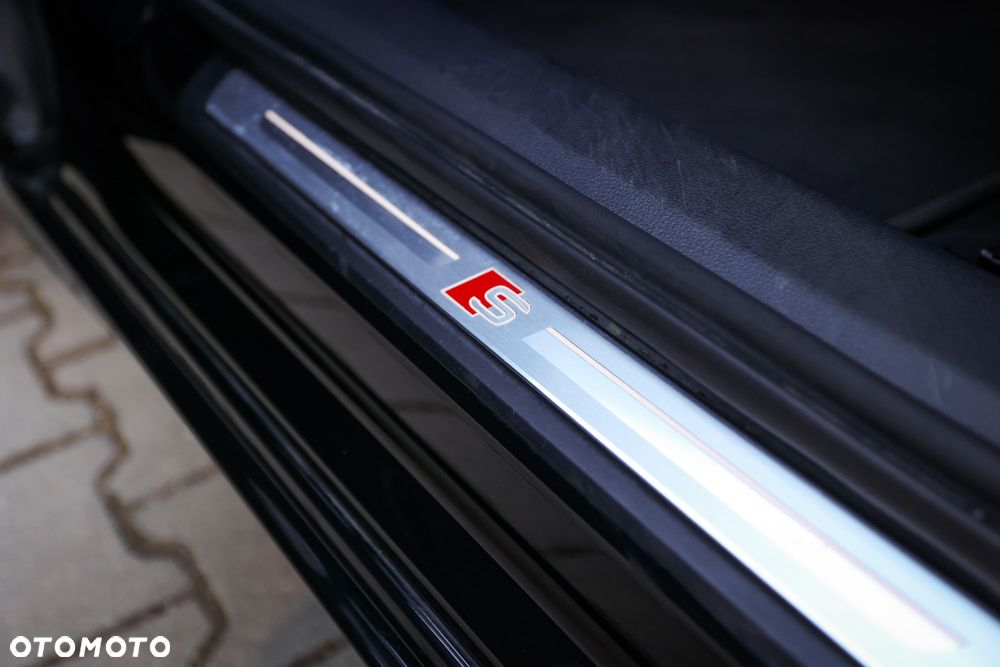 Audi A6 Avant 40 TDI S tronic S line - 20