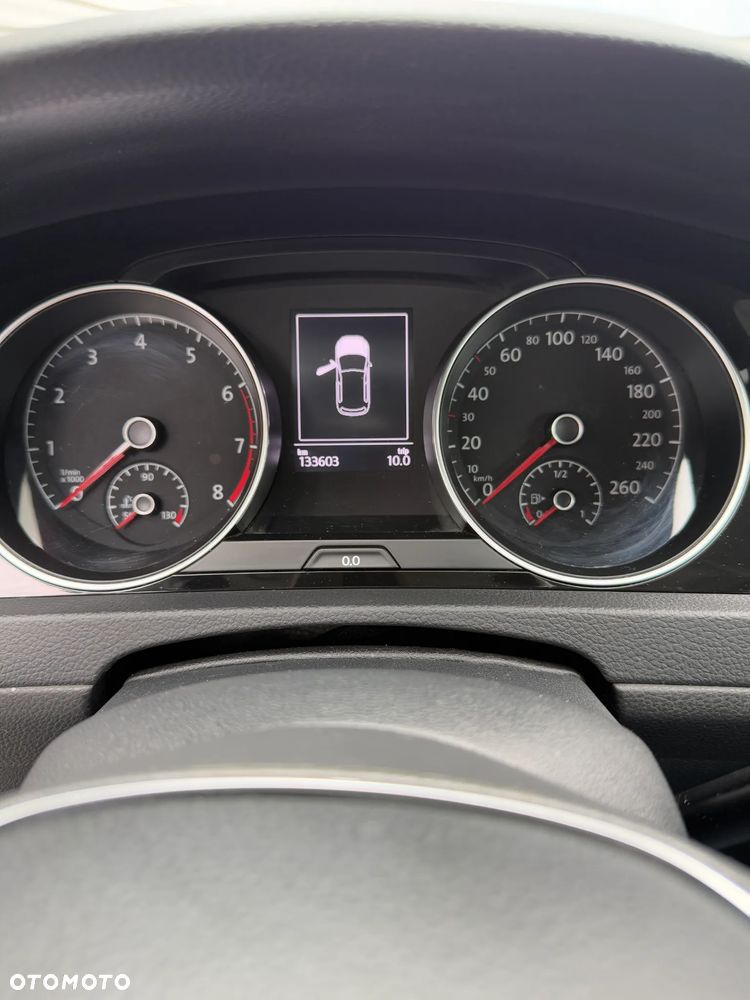 Volkswagen Golf 1.0 TSI Sound - 17
