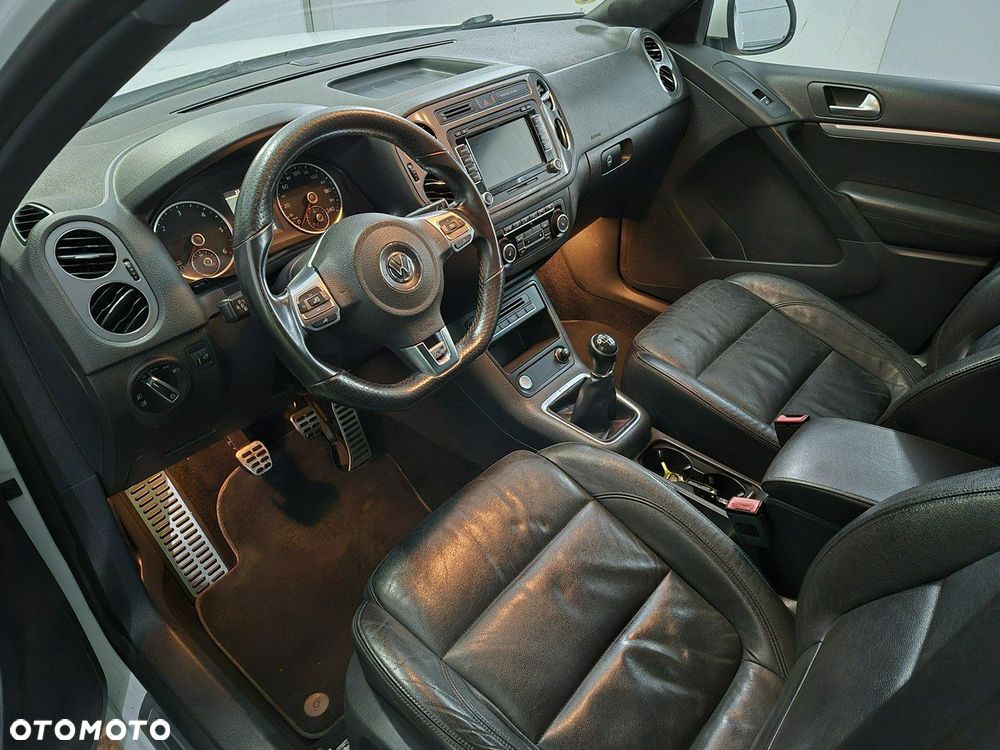 Volkswagen Tiguan - 13