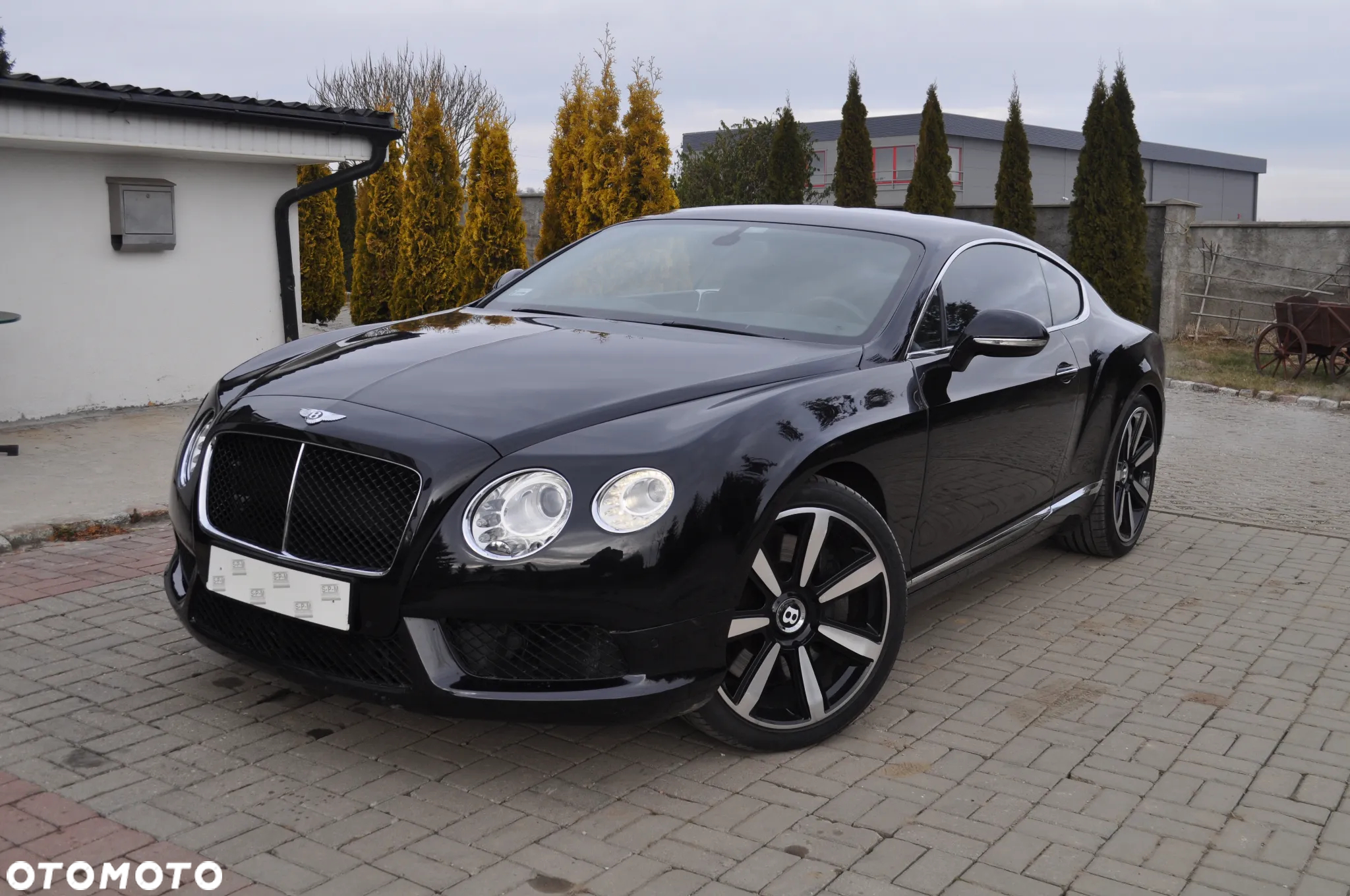 Bentley Continental GT V8 Convertible - 3