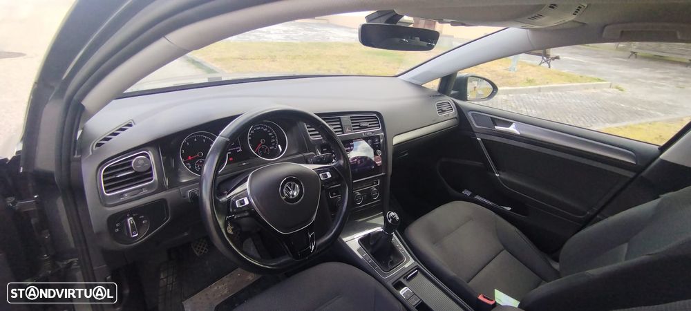 VW Golf 1.0 TSI Confortline - 5