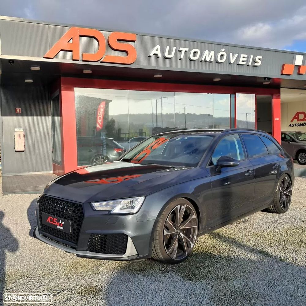 Audi A4 Avant 2.0 TDI S tronic - 1