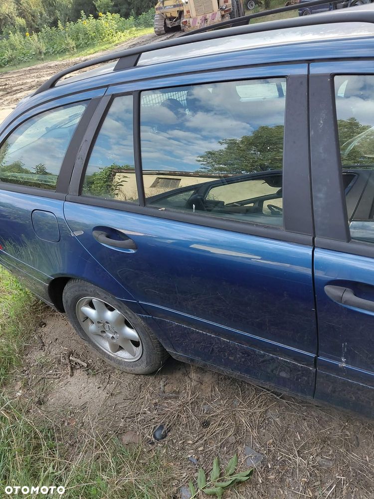 części MERCEDES C-KLASA W203 KOMBI 2.2CDI 2002r DRZWI przód prawe TYŁ prawe lewe niebieski - 2