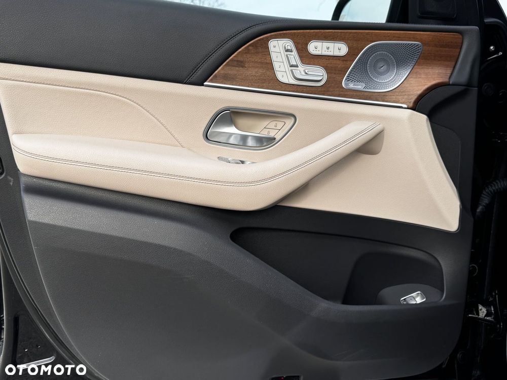 Mercedes-Benz GLE - 16