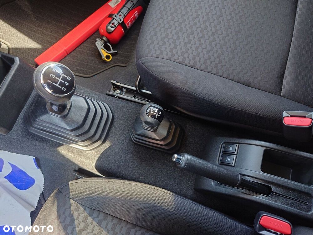 Suzuki Jimny 1.5 Pro - 19