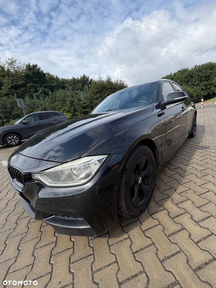 BMW Seria 3 320d Eff.Dynamics Advantage - 30