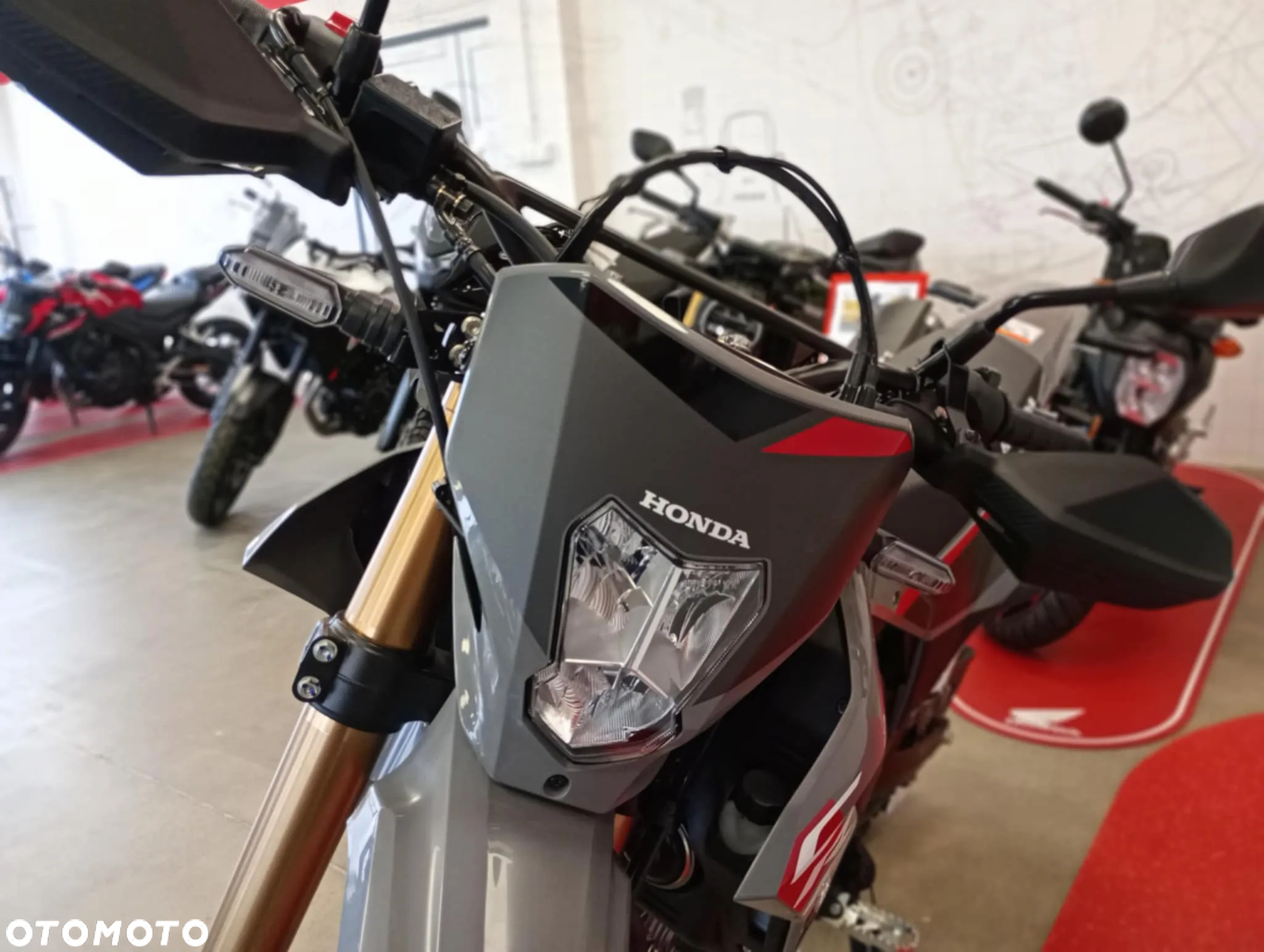 Honda CRF - 4