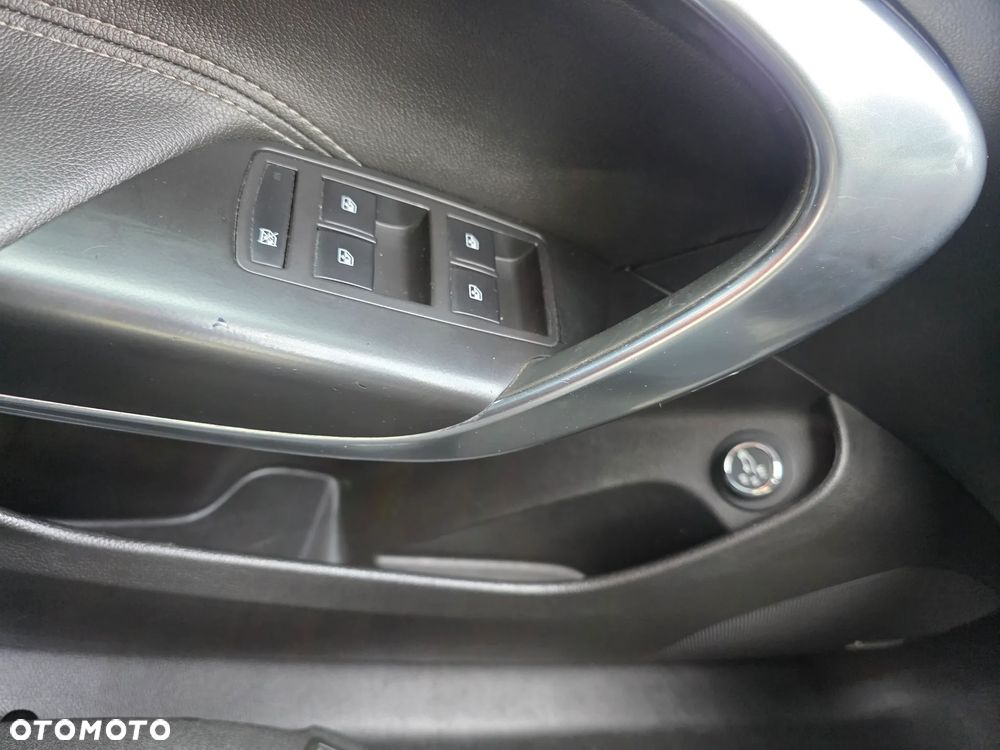 Opel Insignia 2.0 CDTI Cosmo 4x4 - 30