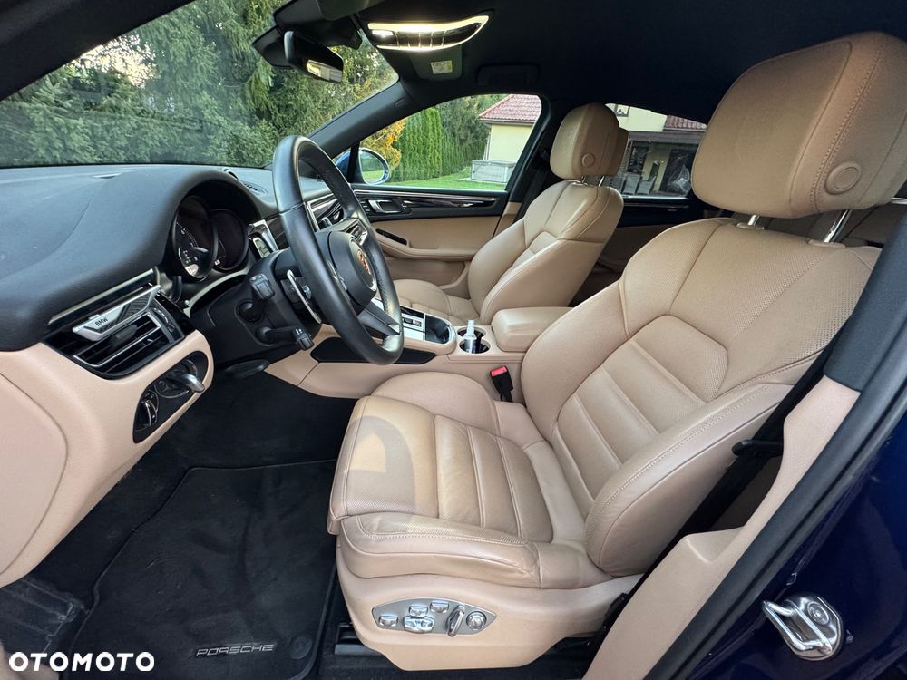 Porsche Macan Standard - 30