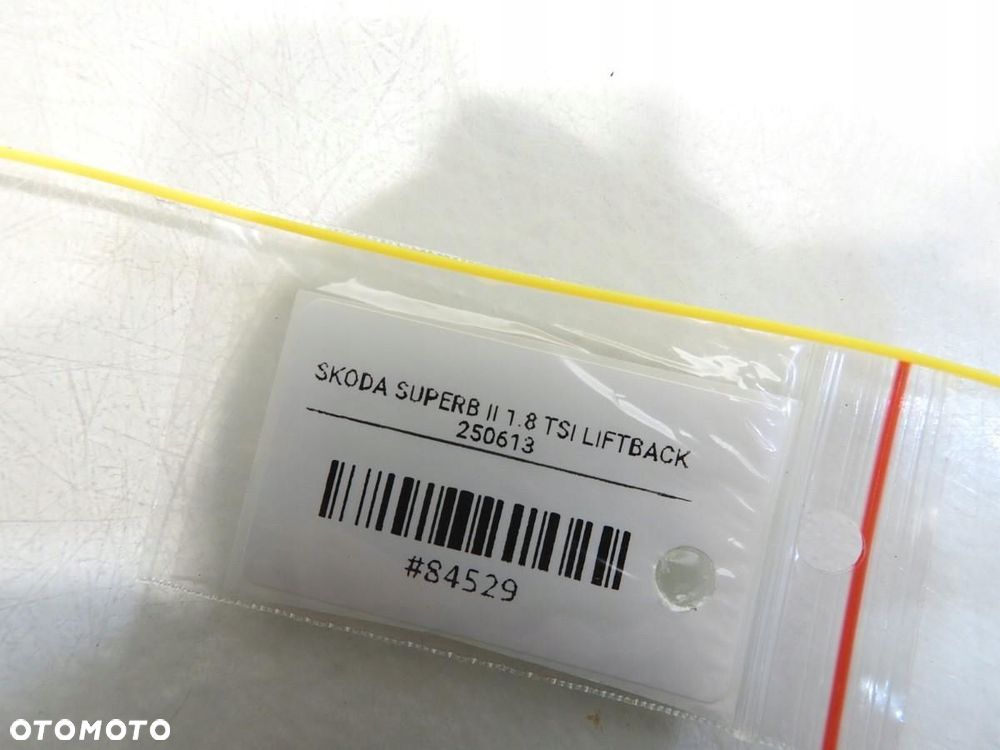 HALOGEN LEWY SKODA SUPERB II 3T0941699 3T0941701 - 4