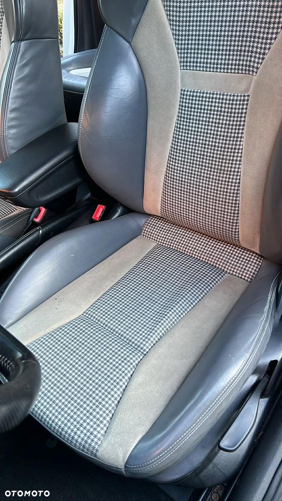 Audi A1 Sportback 1.6 TDI Ambition S tronic - 9