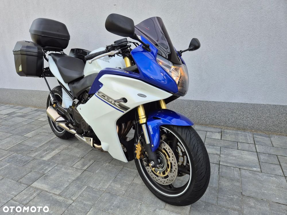 Honda CBR - 2