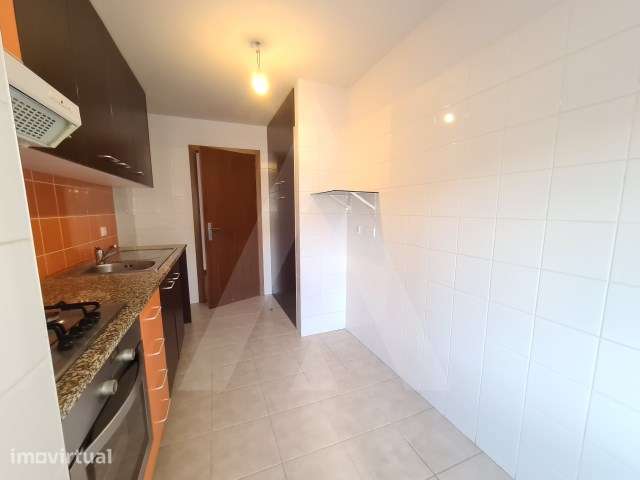Apartamento T2 com lugar de garagem em Aradas - Grande imagem: 4/12