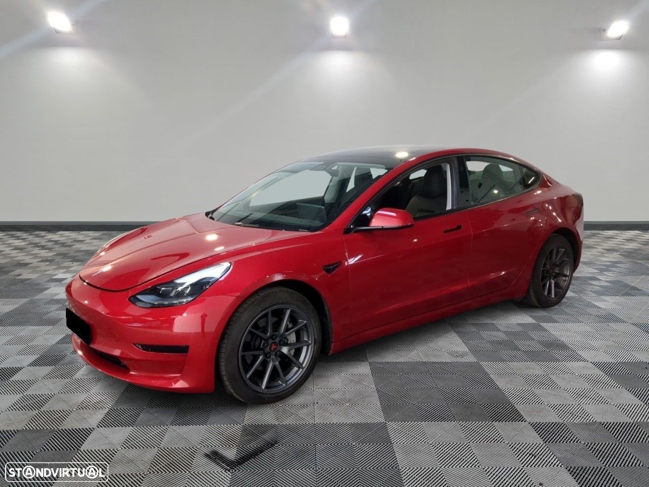 Tesla Model 3 Standard Range Plus RWD - 1