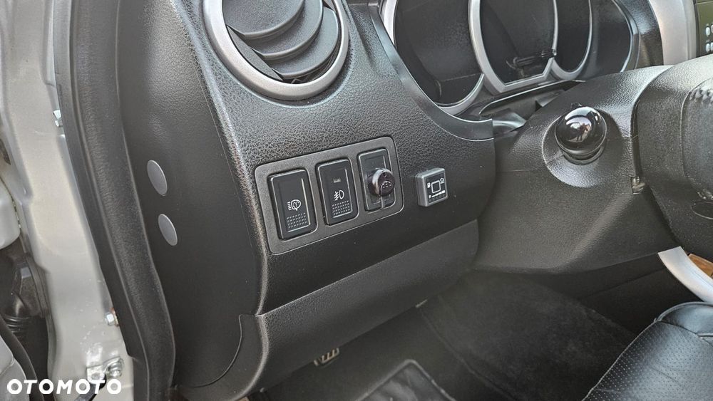 Suzuki Grand Vitara 2.0 De luxe - 21