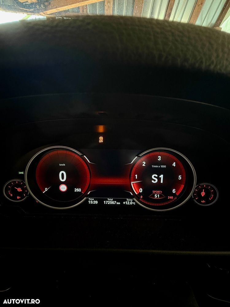 BMW Seria 5 535d xDrive - 17