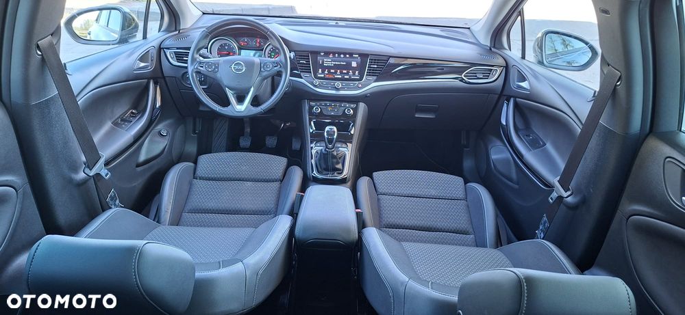 Opel Astra 1.4 Turbo Start/Stop Dynamic - 11