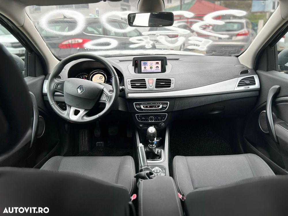 Renault Megane TCe 130 Dynamique - 5