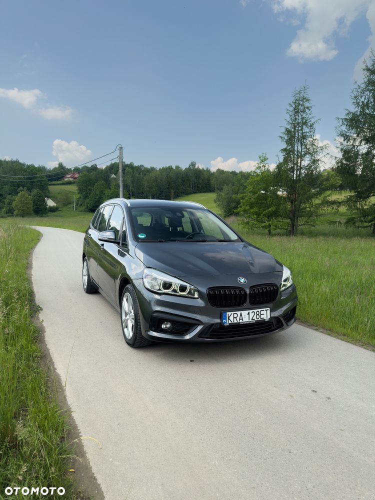 BMW Seria 2 218d Sport-Aut Sport Line - 4