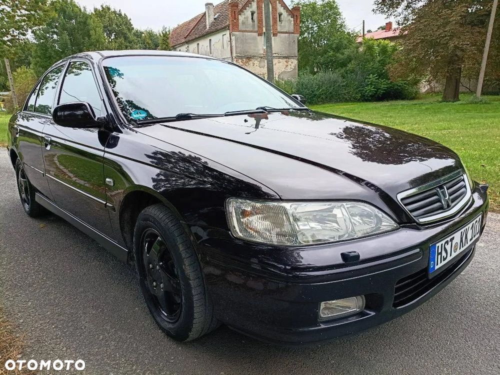 Honda Accord 2.0 ES - 4