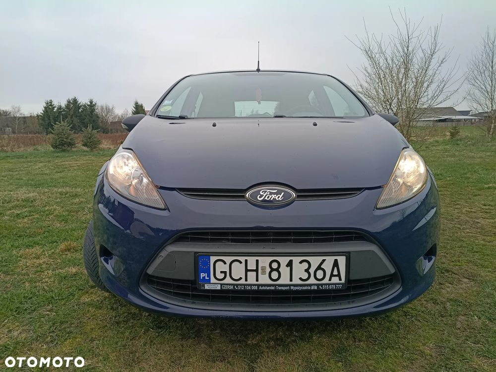 Ford Fiesta - 2