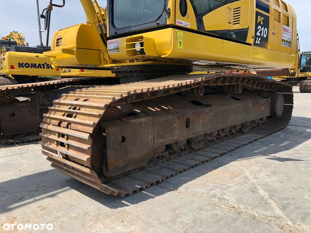 Komatsu PC210LC-11 - 15