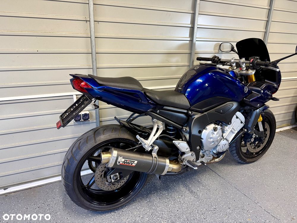 Yamaha FZ - 4