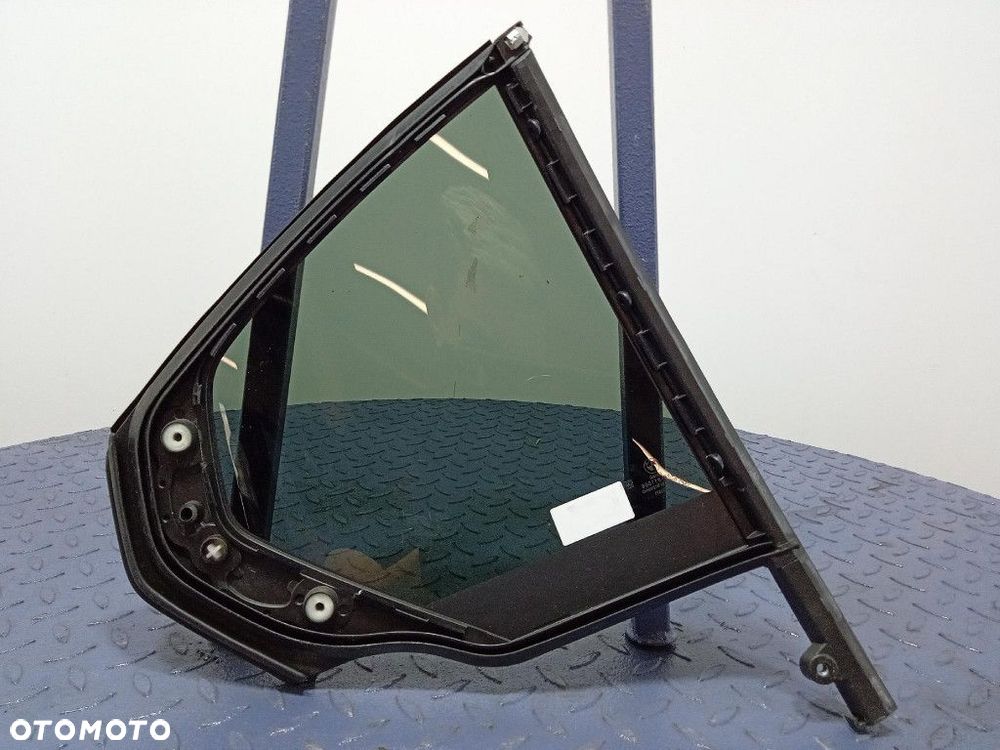 BMW 3 G20 G80 SEDAN SZYBA DRZWI TYŁ LEWA TRÓJKĄT 7425087 - 5