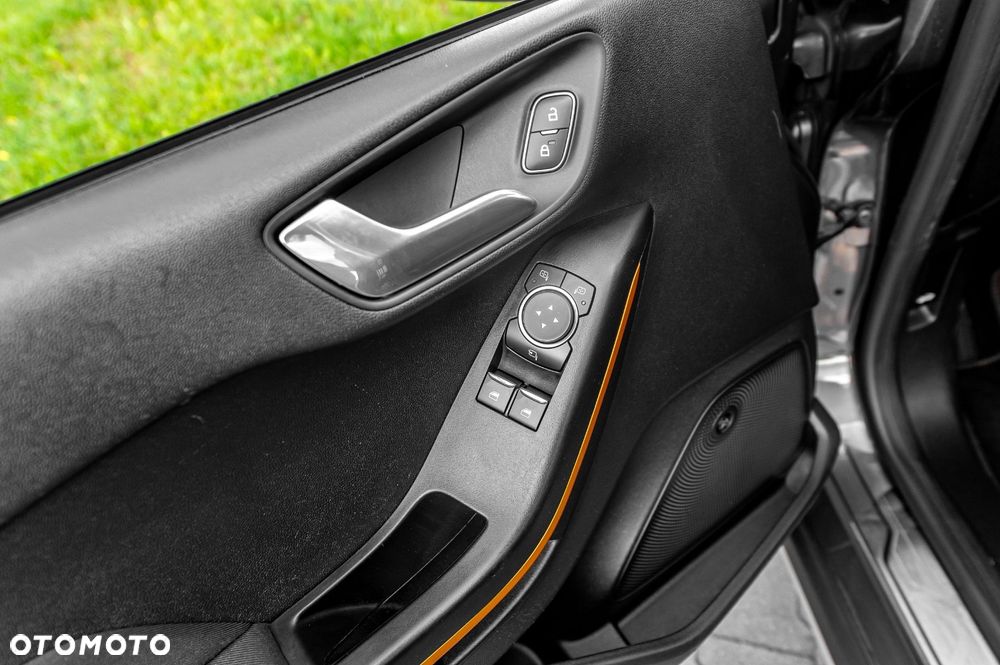 Ford Fiesta 1.0 EcoBoost S&S ACTIVE COLOURLINE - 20