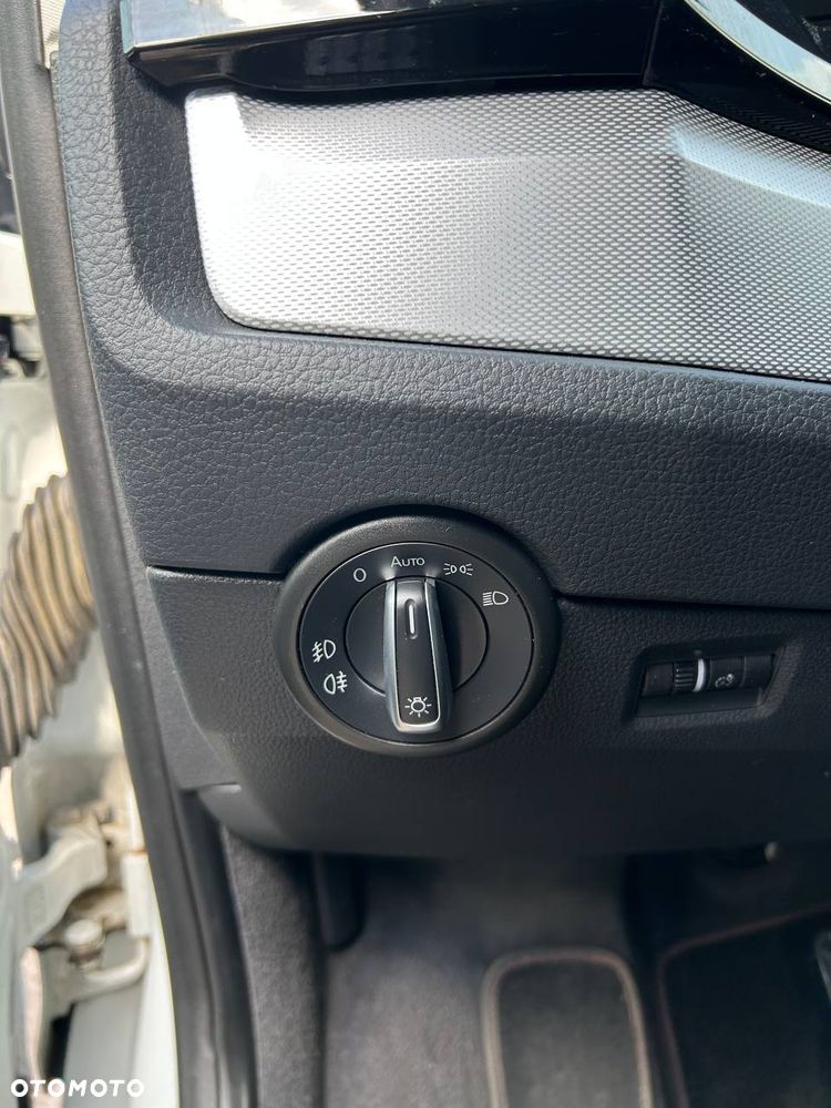 Volkswagen Multivan 2.0 TDI L1 Highline DSG - 20