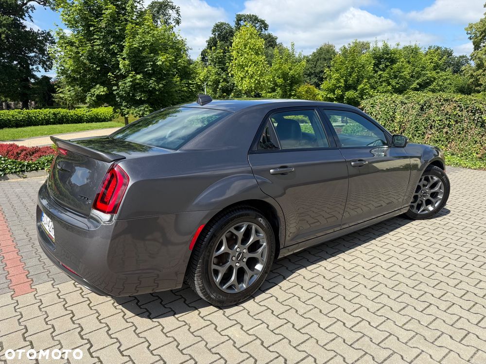 Chrysler 300s - 4