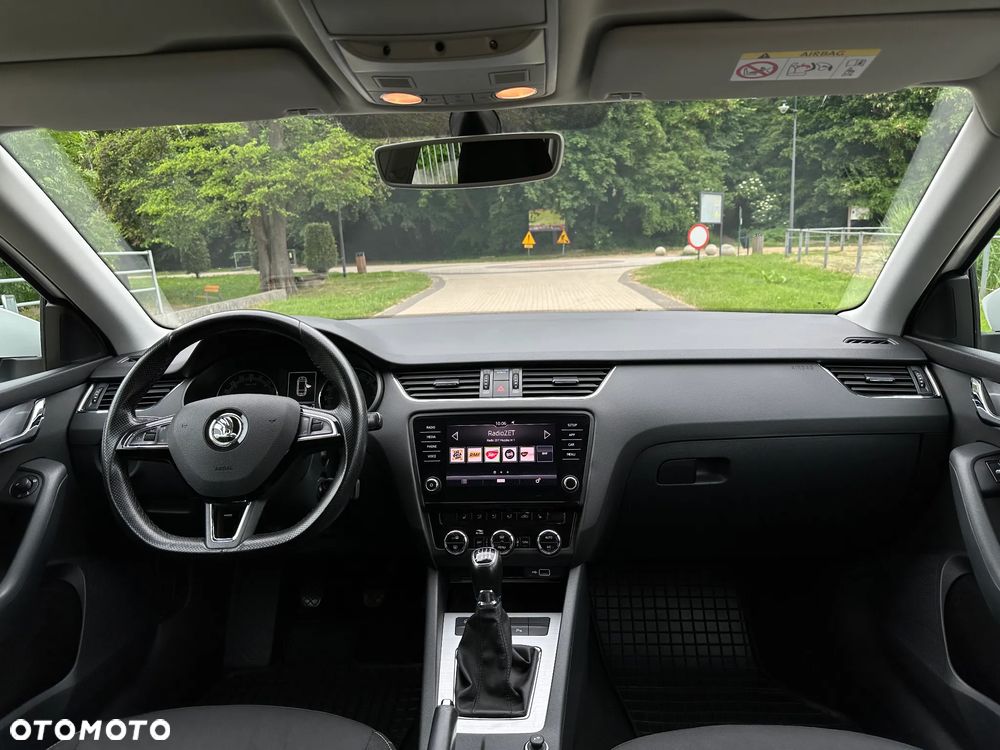 Skoda Octavia 2.0 TDI Premium Edition - 7