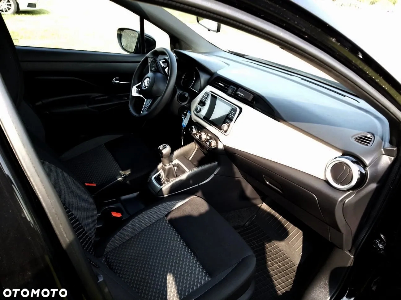 Nissan Micra - 11