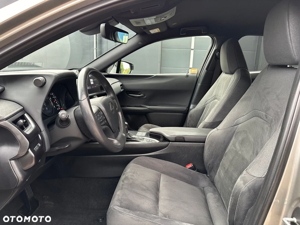 Lexus UX 250h GPF Business 2WD - 30