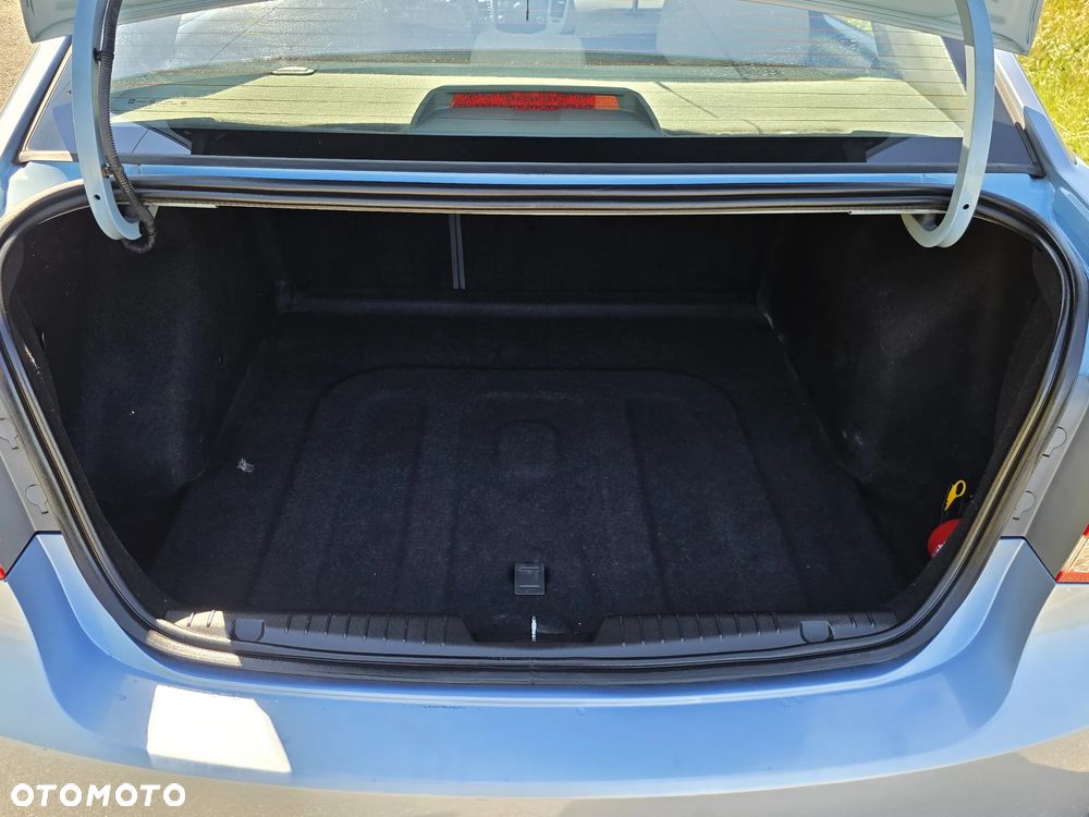 Chevrolet Cruze 2.0 VDCi LS - 28