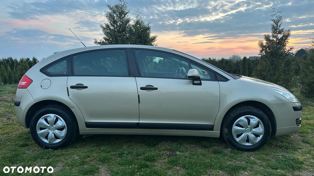 Citroën C4 1.4 16V Style - 35